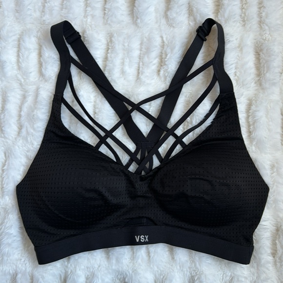 Victoria’s Secret Sport Bra - Picture 3 of 4